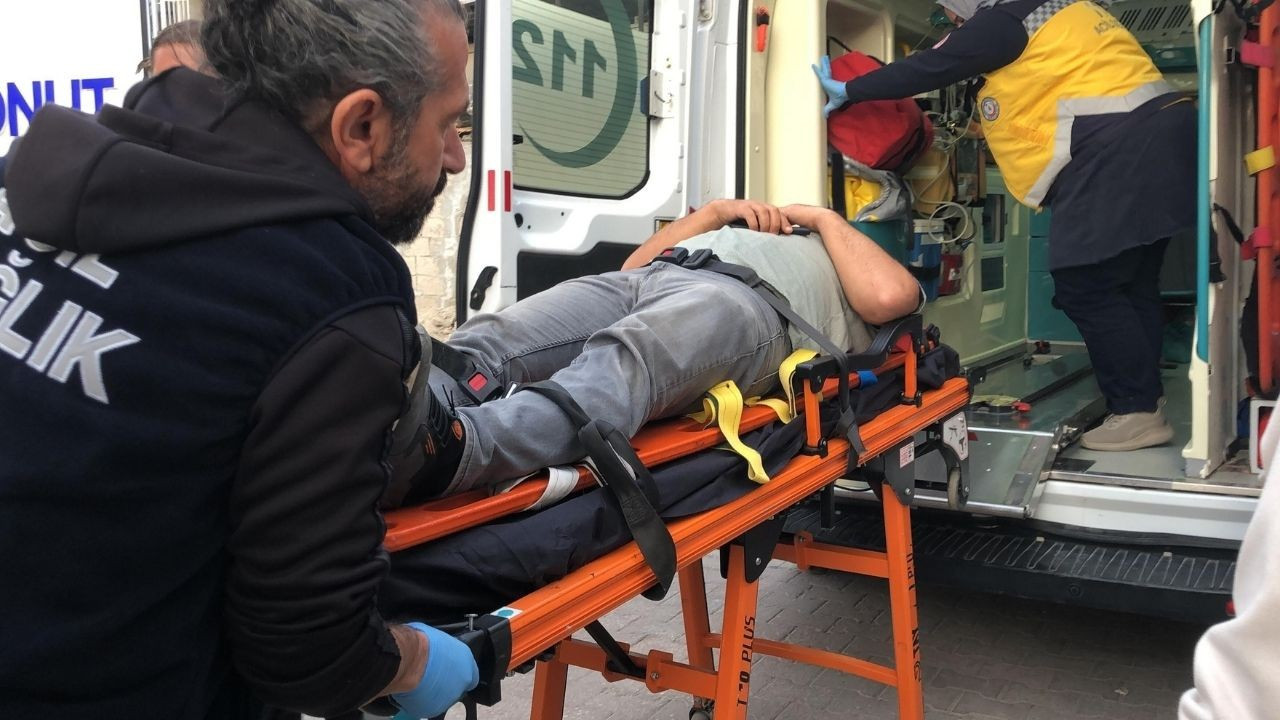 Otomobil ile motosiklet çarpıştı: 2 yaralı