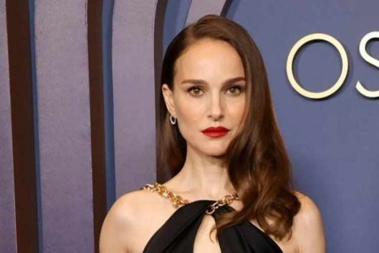 "Natalie Portman İstanbul'da: Oscar Ödüllü Yıldız Şehri Sarstı!" - Sayfa 7