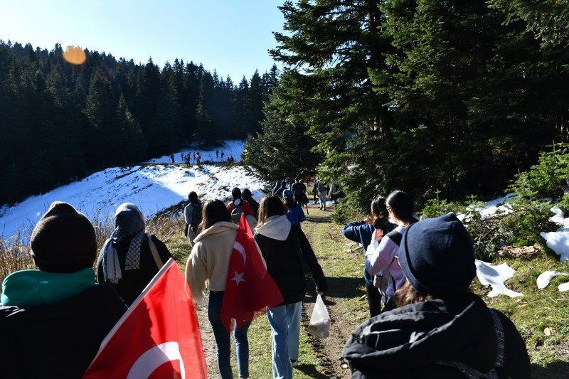 Cumhuriyet'in 101. yılını Ilgaz Dağı'nın zirvesinde kutladılar - Sayfa 8