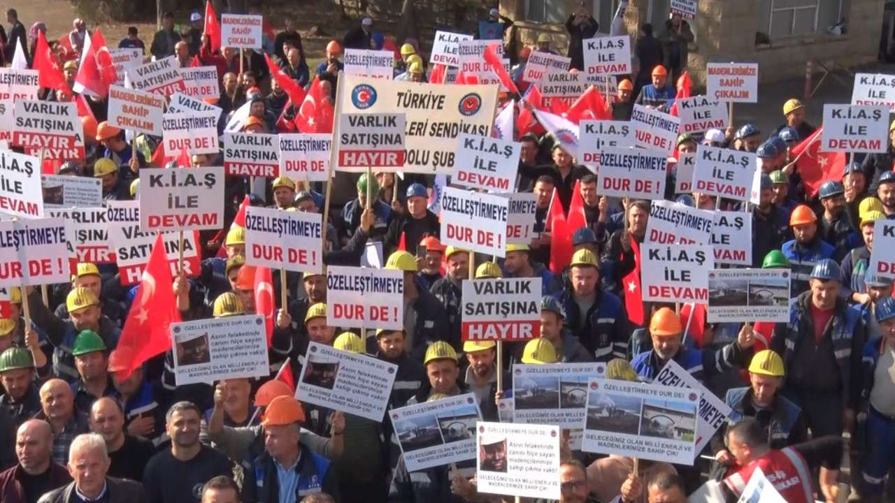 Ankara'da Maden İşçileri Özelleştirmeye Karşı Eylem Düzenledi