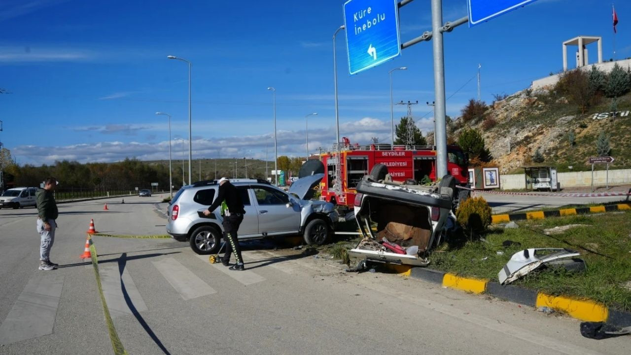 Kaza sonucu takla atan otomobilin altında sıkışan sürücü öldü!