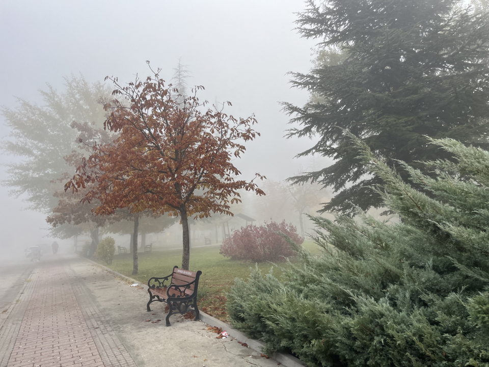 Eskişehir’de sabah saatlerinde sis etkili oldu - Sayfa 1