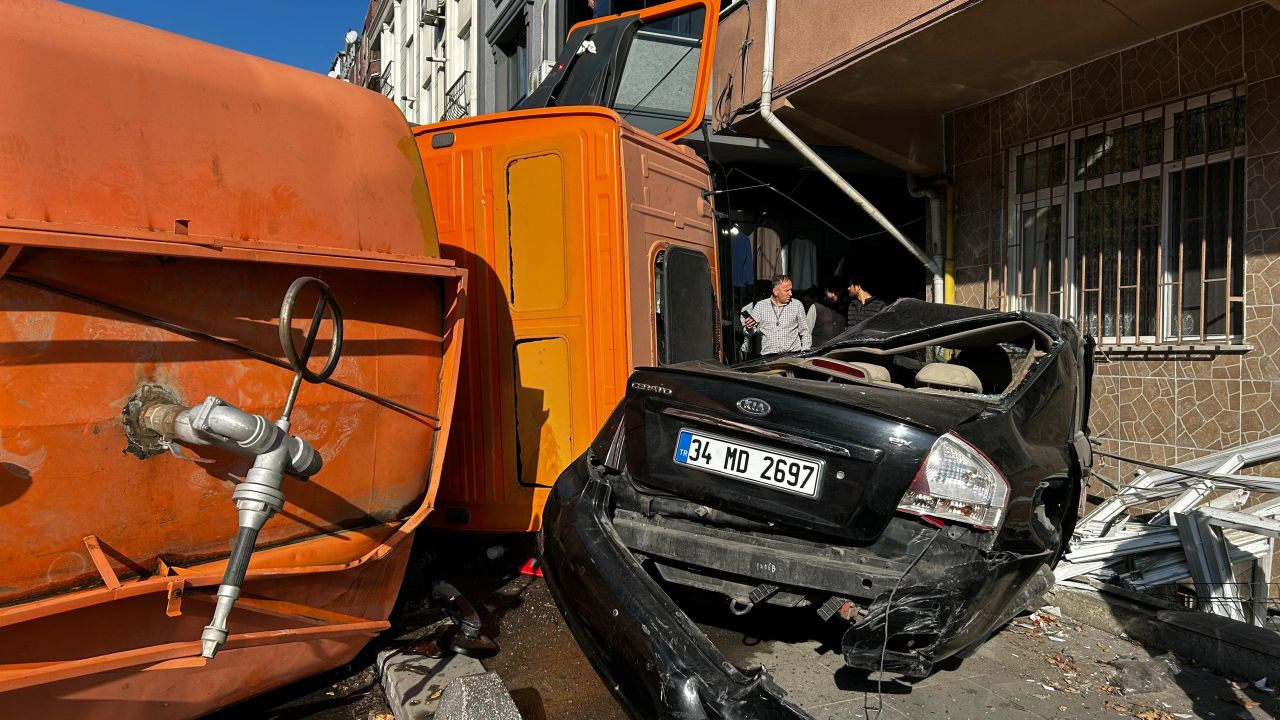 Bayrampaşa'da Korkunç Kaza: iSTAÇ Aracı Kontrolden Çıktı Önüne Geleni Ezdi: 5 Ağır Yaralı - Sayfa 3