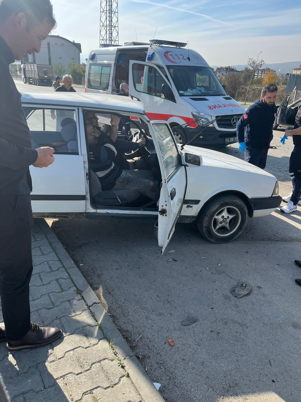 Bolu'da Feci Kaza: Tofaş Hurdaya Döndü, İki Yaralı - Sayfa 3