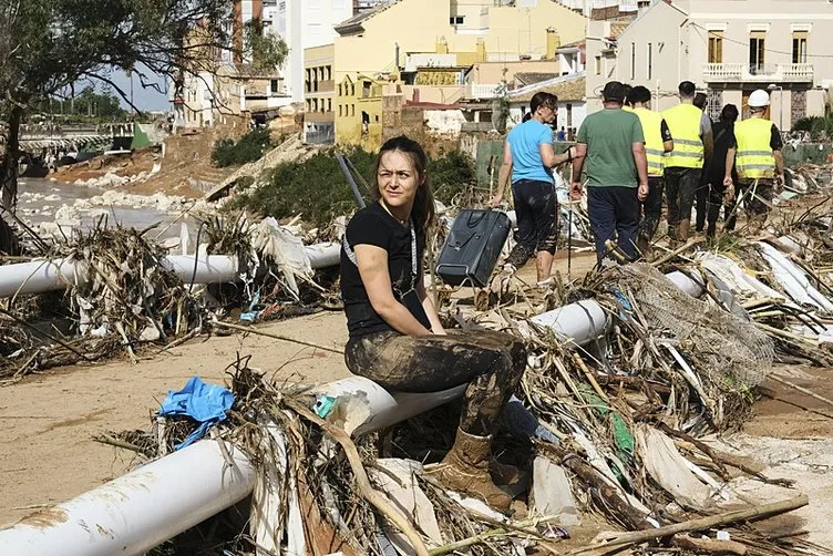 İspanya'da Sel Felaketi: Ölü Sayısı 250'ye Yükseldi - Sayfa 6