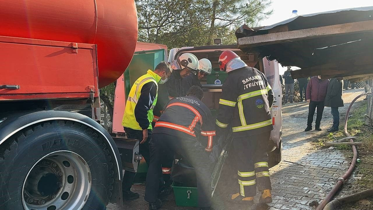 Pamukova'da Ev Alevlere Teslim Oldu: Yaşlı Kadın Hayatını Kaybetti - Sayfa 3