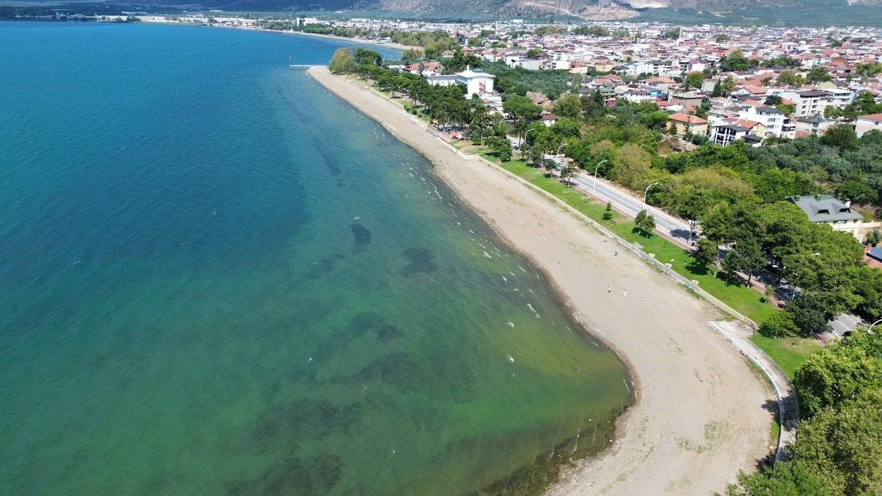 İznik Gölü çekildi, ortaya çıkanlar şok etti - Sayfa 1