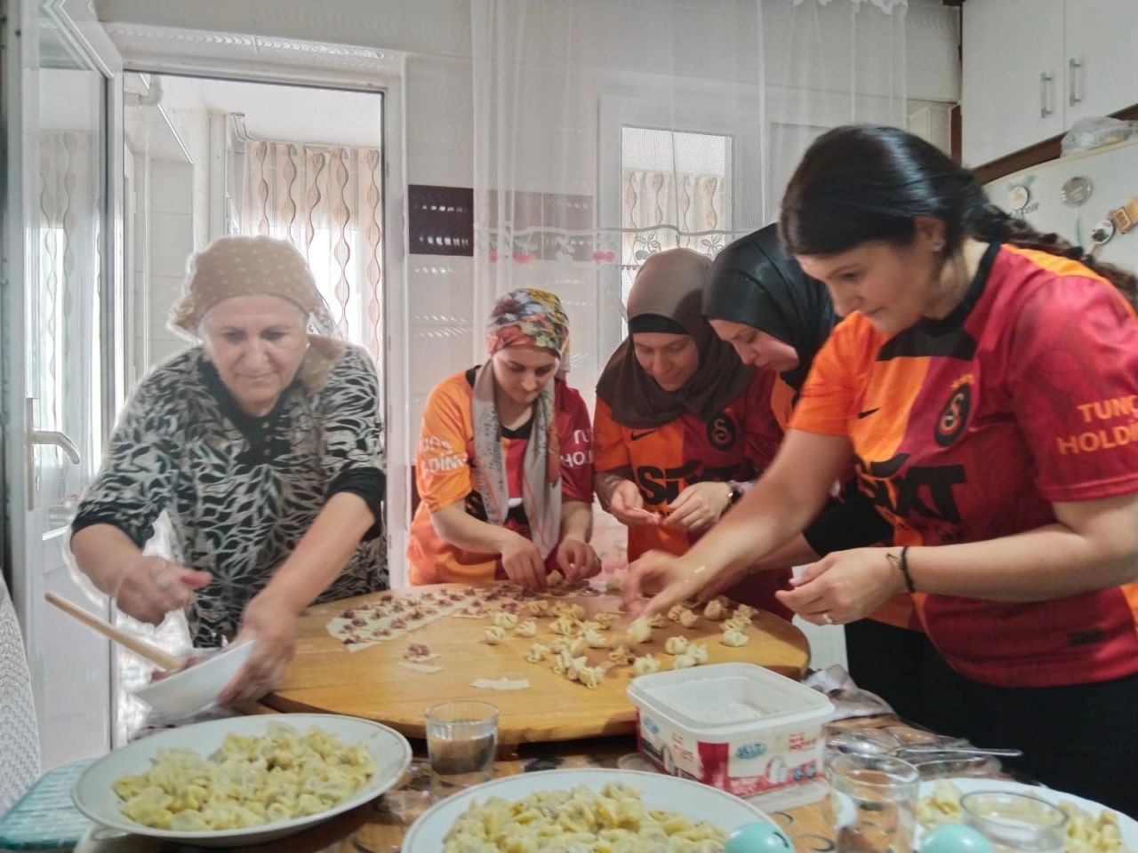 Ahıska Türkleri 'Hınkal' kültürünü yaşatıyor - Sayfa 2