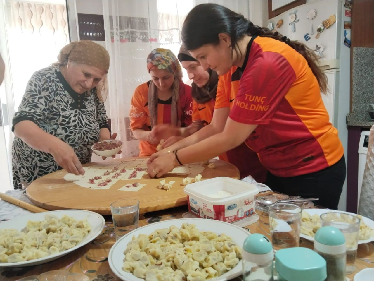 Ahıska Türkleri 'Hınkal' kültürünü yaşatıyor - Sayfa 1