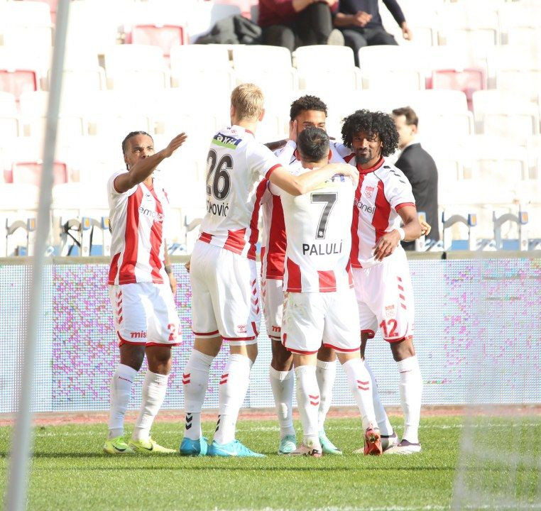 Trendyol Süper Lig: NG Sivasspor: 2 - Çaykur Rizespor: 1 (Maç sonucu) - Sayfa 8