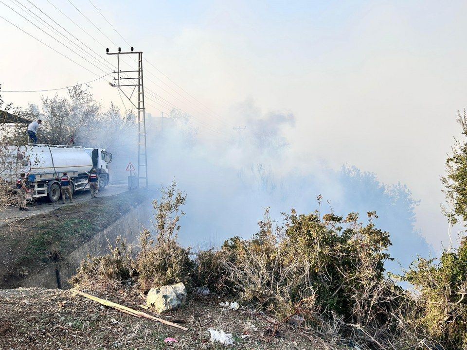 Hatay’da orman yangını evlere sıçradı - Sayfa 3