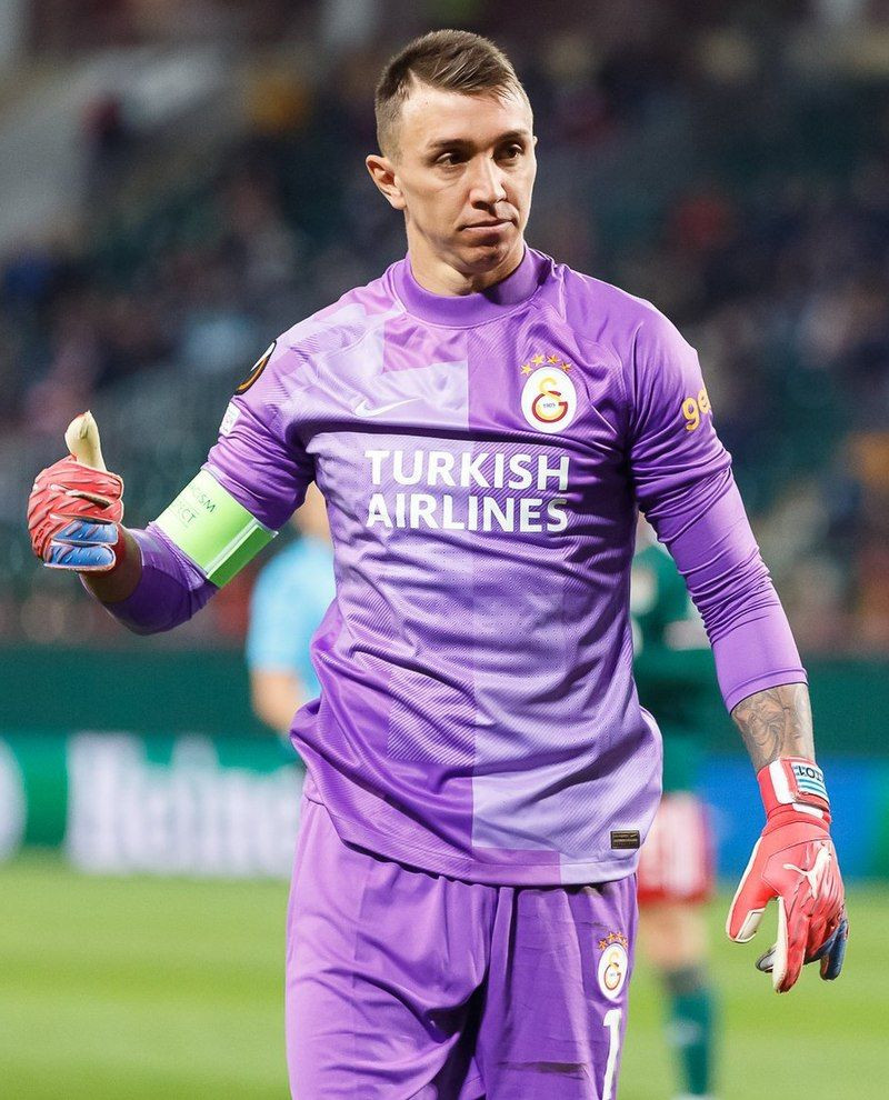 "Muslera'dan Kritik Hamle: Sezon Kararını Belirledi!" - Sayfa 1