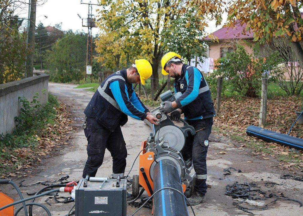 SASKİ'den Erenler’in 4 mahallesi 10 bin metrelik güçlü altyapı - Sayfa 5