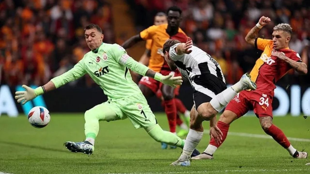 Galatasaray'da Muslera ayrılığı: Neden sitem etti? - Sayfa 7