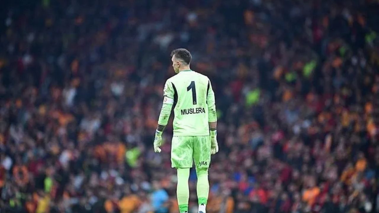 Galatasaray'da Muslera ayrılığı: Neden sitem etti? - Sayfa 4