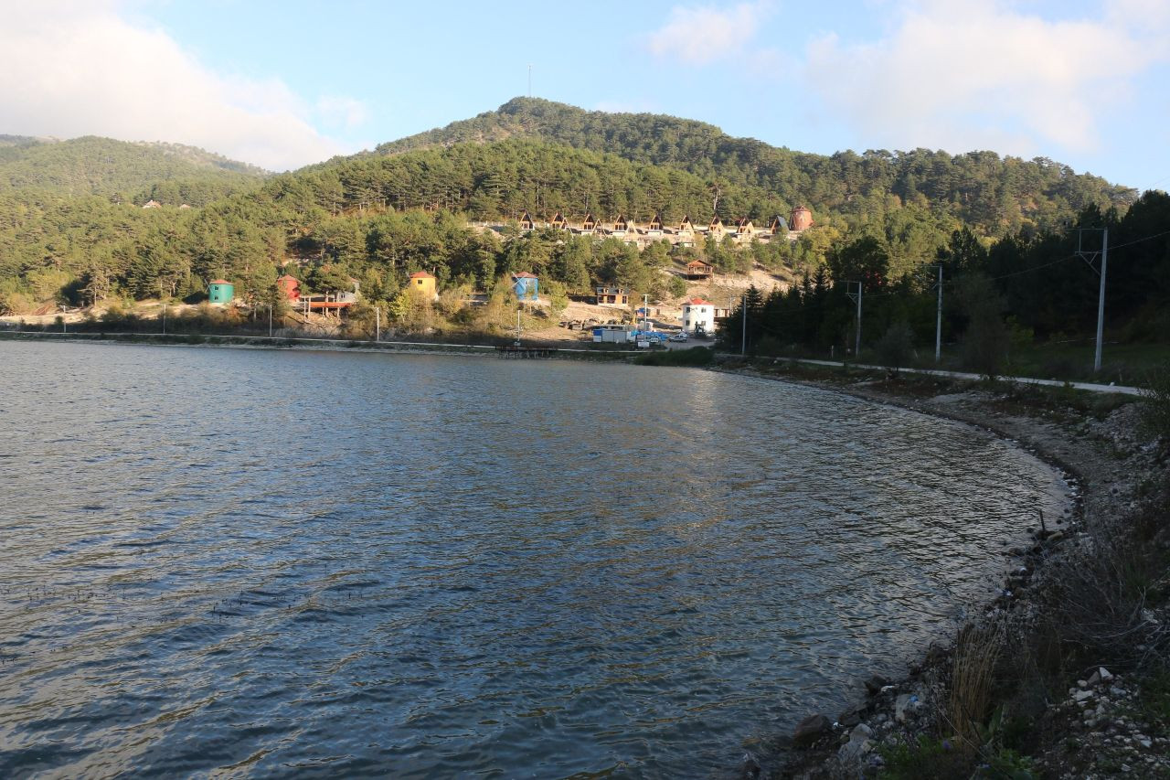 Doğası ve huzurlu atmosferiyle kendine hayran bırakan Çubuk Gölü - Sayfa 5