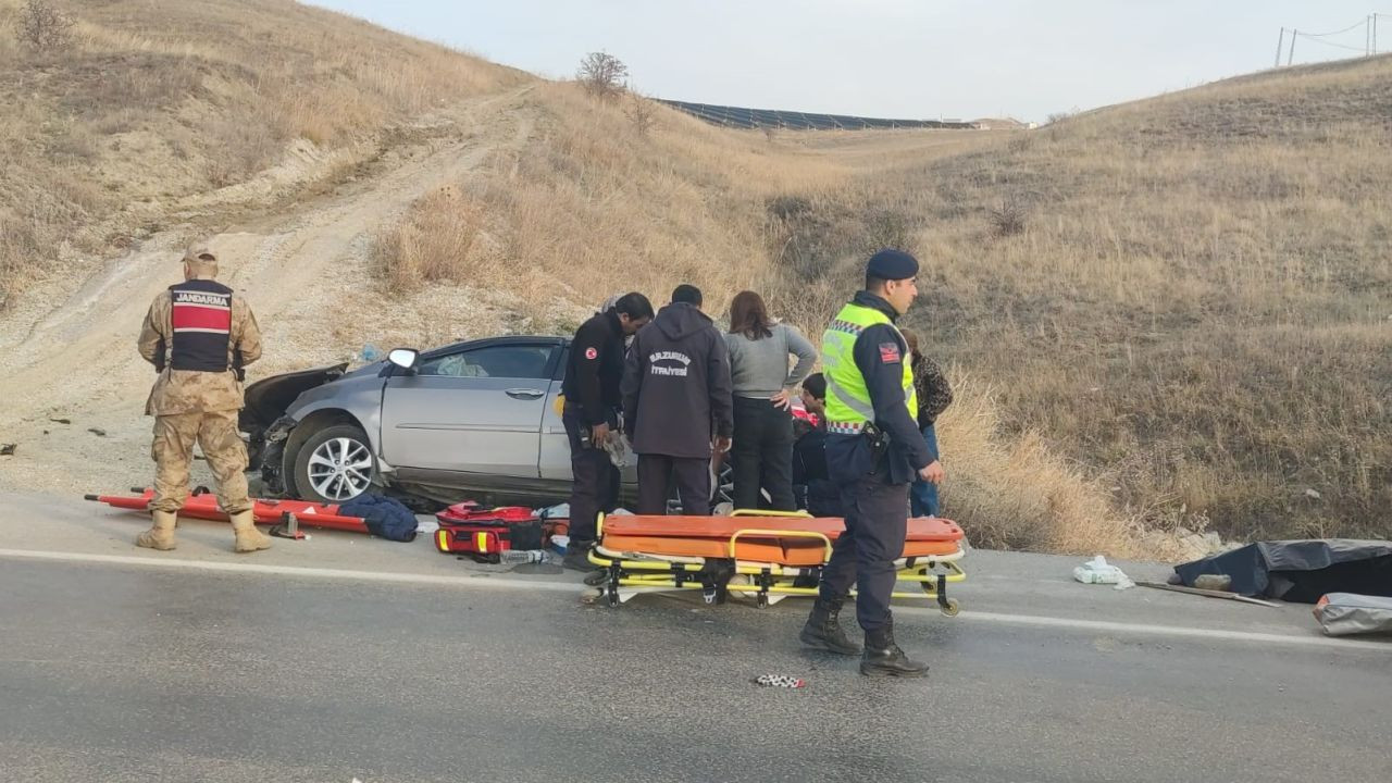 Erzurum'da Feci Trafik Kazası: 2 Ölü, 3 Yaralı - Sayfa 4