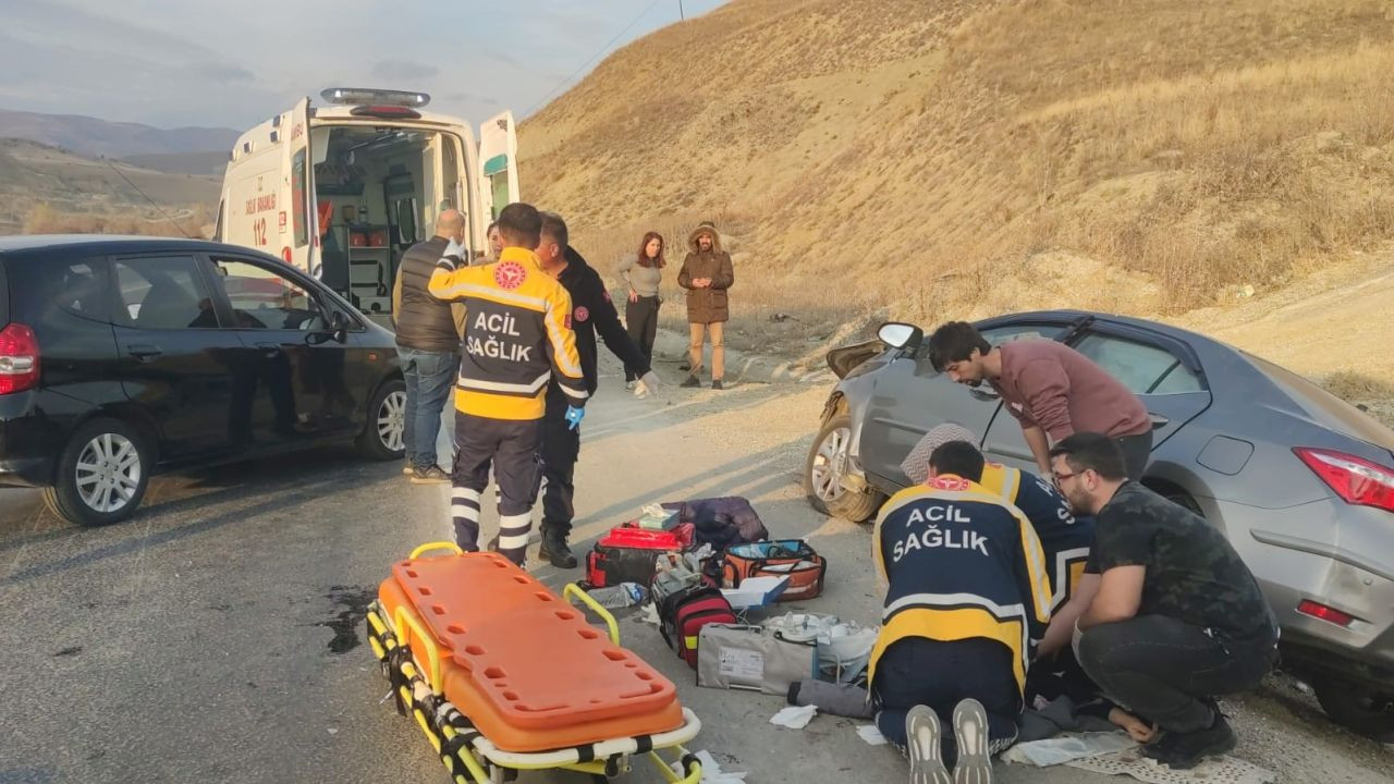 Erzurum'da Feci Trafik Kazası: 2 Ölü, 3 Yaralı - Sayfa 10