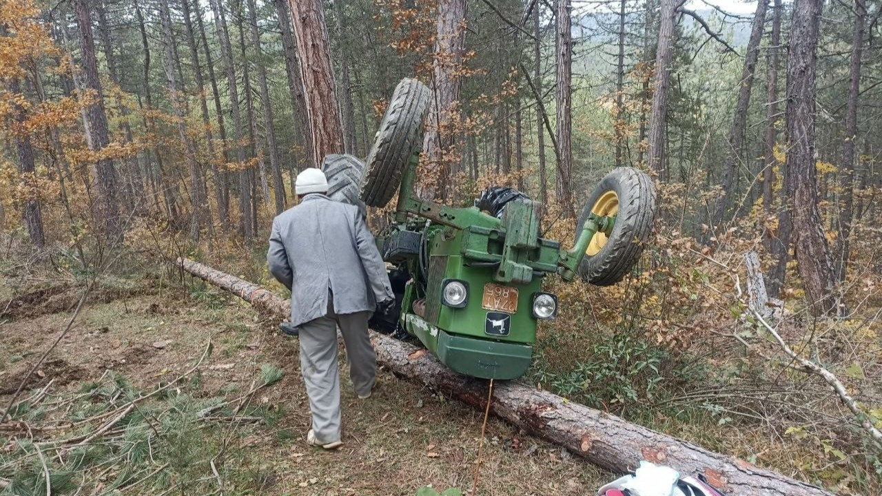 Kastamonu'da Traktör Devrildi: Sürücü Hayatını Kaybetti