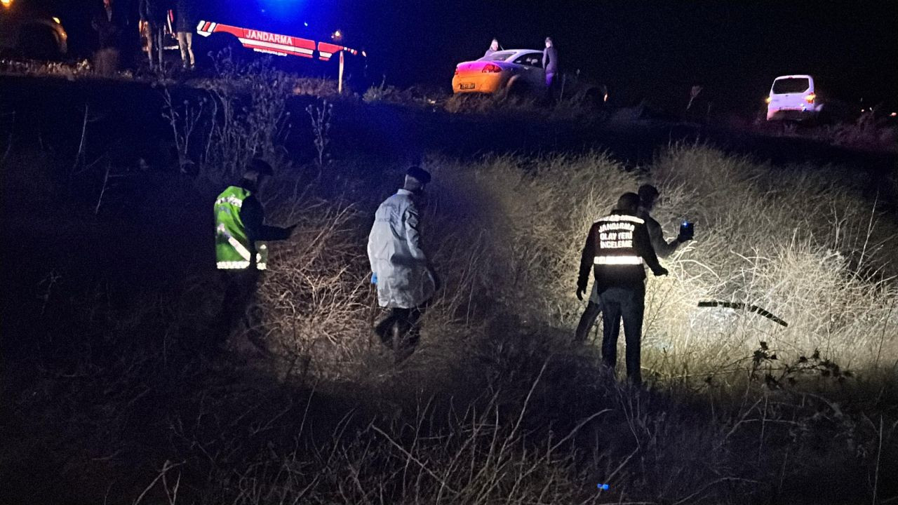 Uşak'ta Köprü Altında Erkek Cesedi Bulundu, İki Gözaltı - Sayfa 1