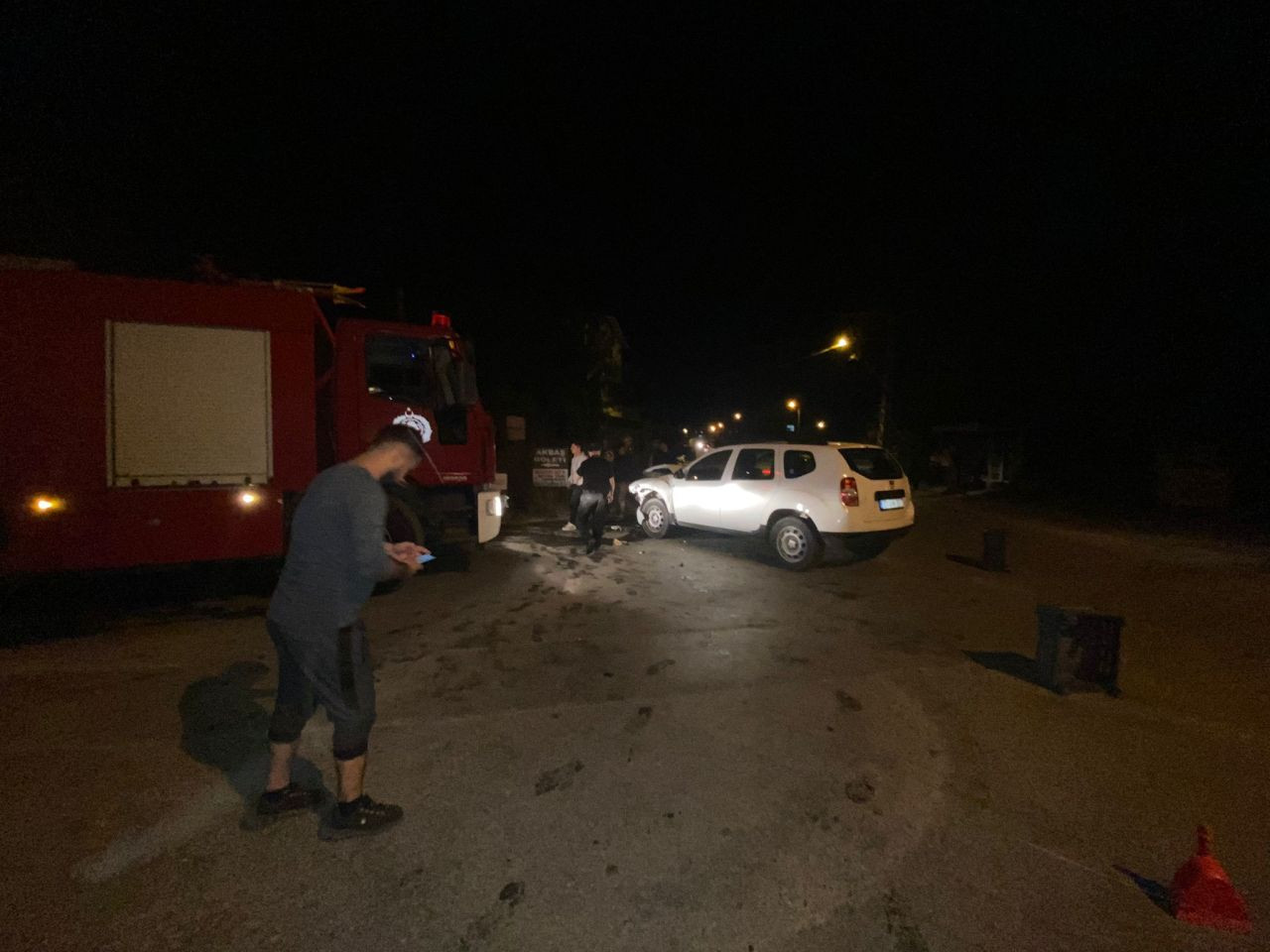 Antalya'da Kavşakta İki Araç Çarpıştı: 3 Yaralı - Sayfa 3