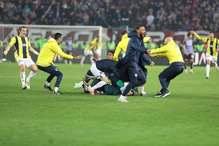 Mourinho'nun Sevinci Dünyayı Salladı! "Amrabat'ın Golünden Sonra..." - Sayfa 1