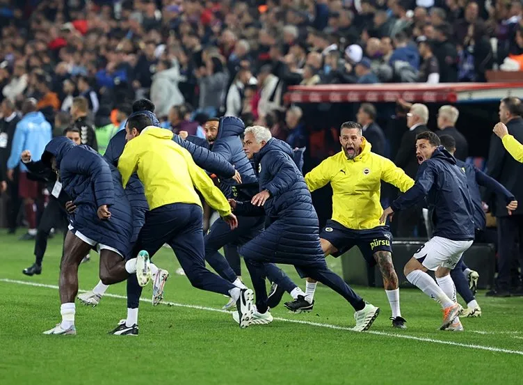 Mourinho'nun Sevinci Dünyayı Salladı! "Amrabat'ın Golünden Sonra..." - Sayfa 8