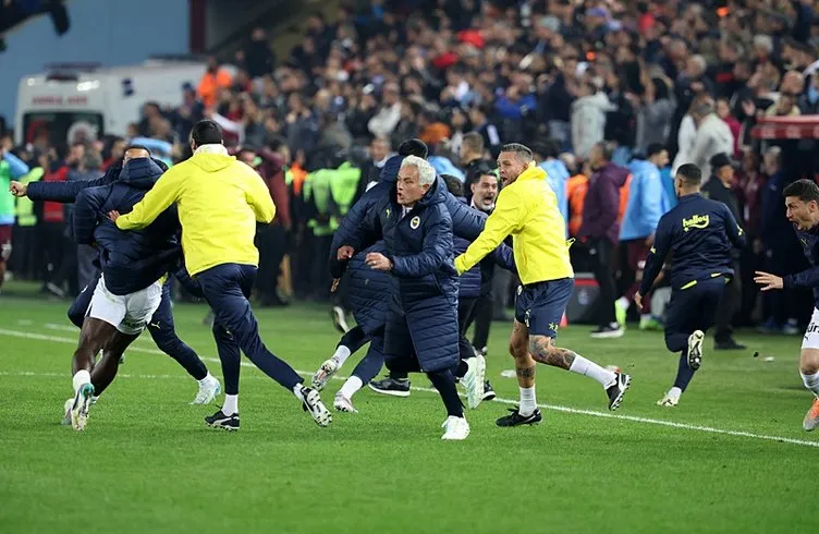 Mourinho'nun Sevinci Dünyayı Salladı! "Amrabat'ın Golünden Sonra..." - Sayfa 13