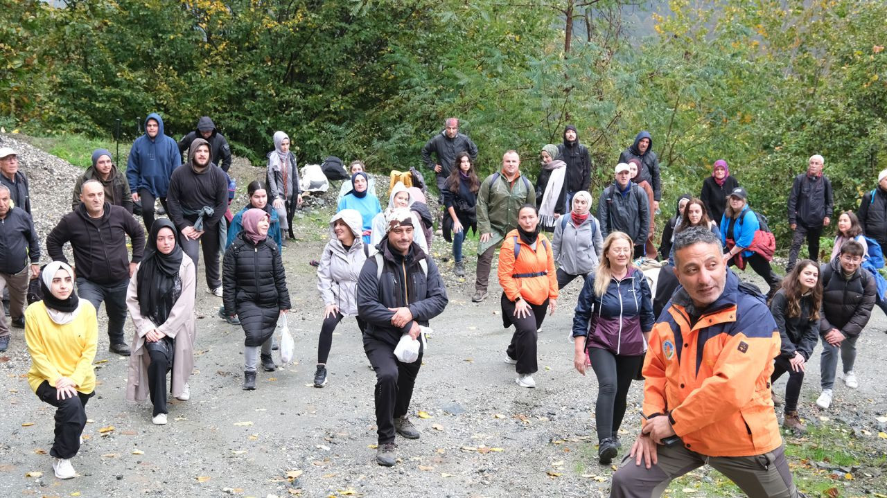 Büyükşehir ekibi ve doğaseverler Doğançay Şelalesi'ni keşfetti - Sayfa 6