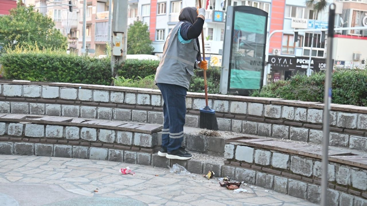 Akşam temizleniyor sabah yine aynı manzara - Sayfa 5