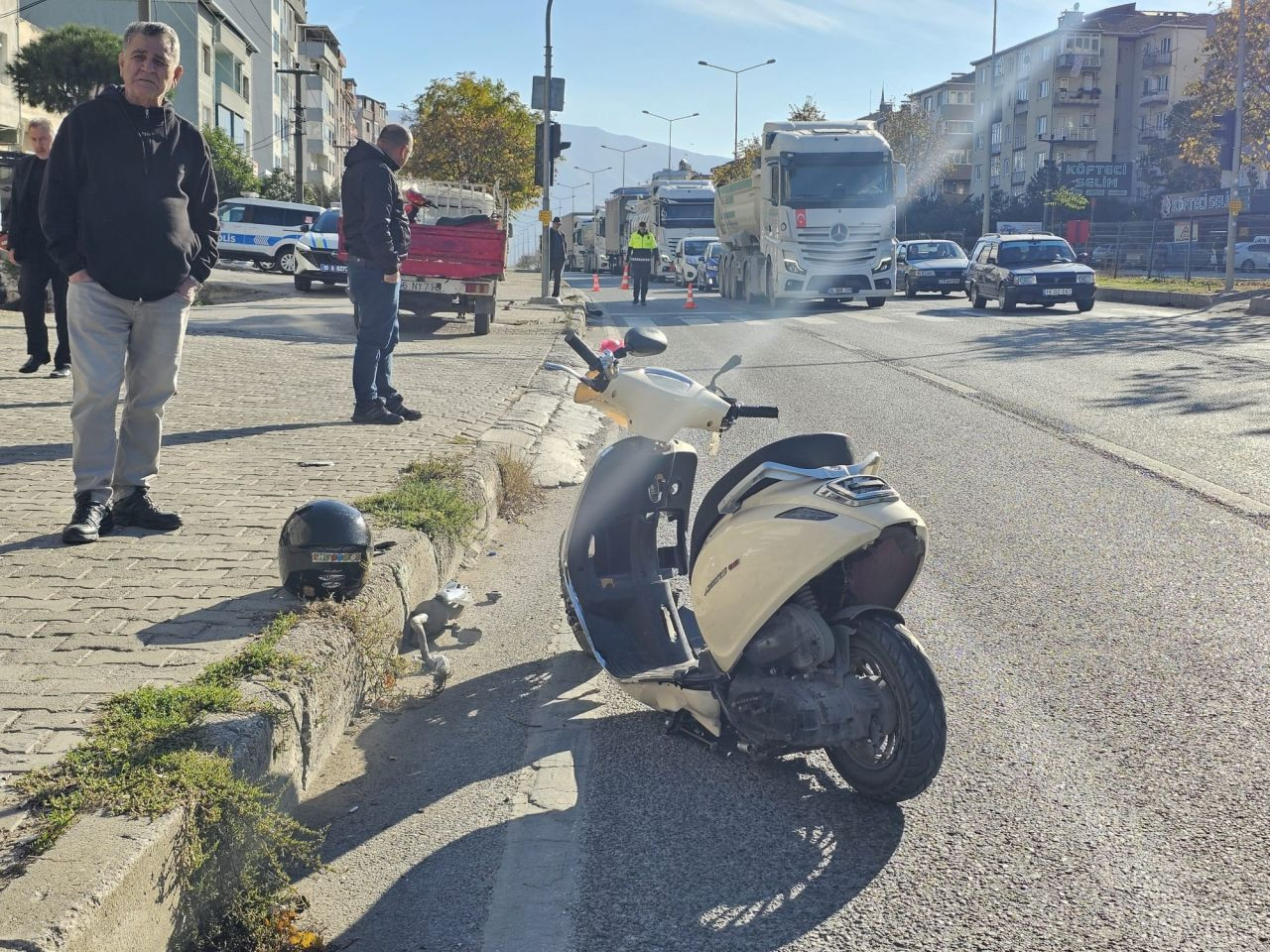 Bursa'da Motosikletler çarpıştı: 2 yaralı - Sayfa 5