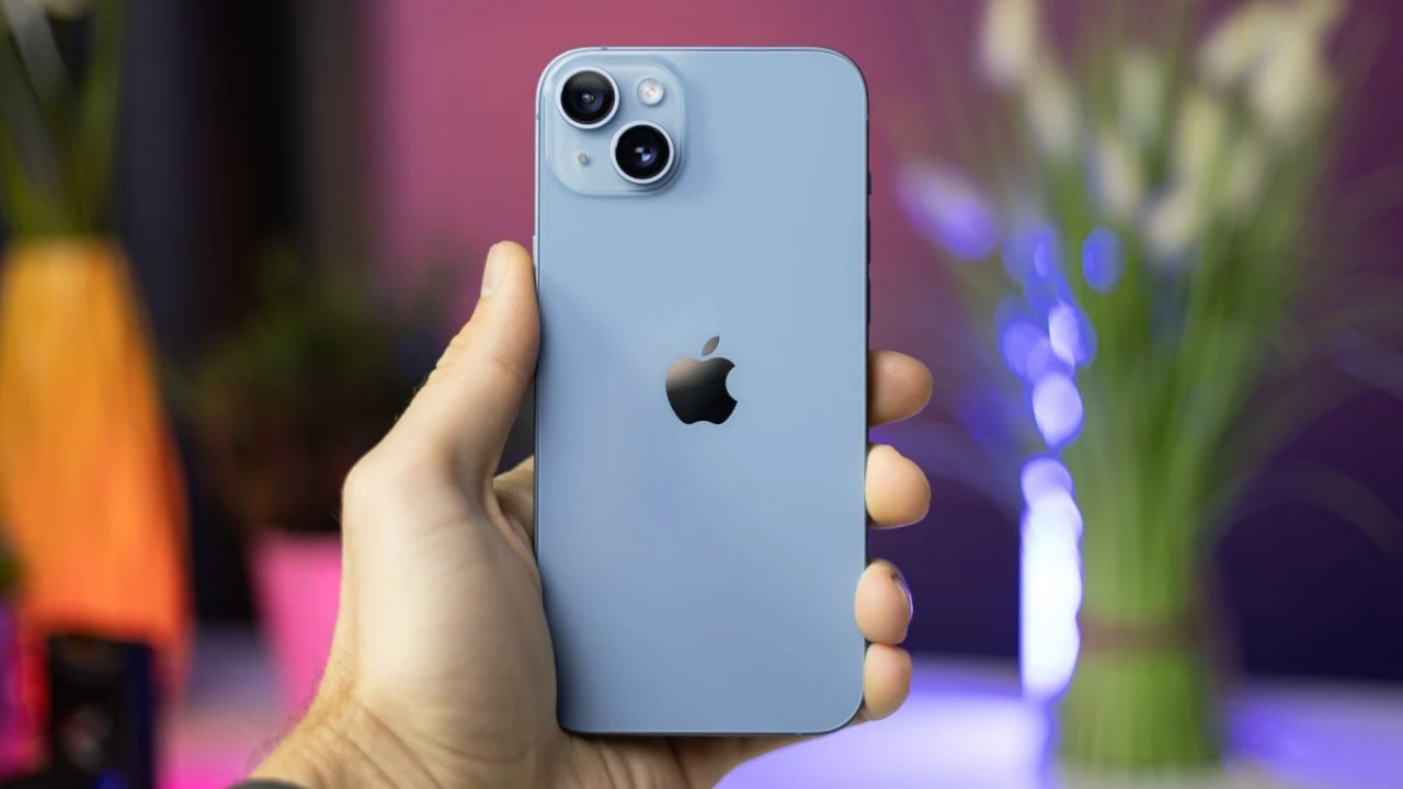 Apple, iPhone 14 Plus Modellerindeki Kameralar İçin Ücretsiz Onarım Başlattı