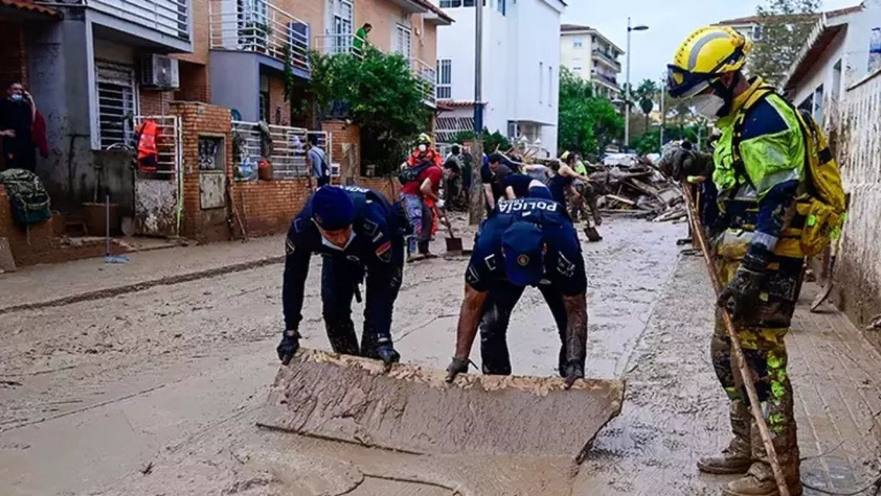 İspanya halkının öfkesi dinmiyor: Son 50 yılın en büyük sel felaketinin faturası belli oldu - Sayfa 2