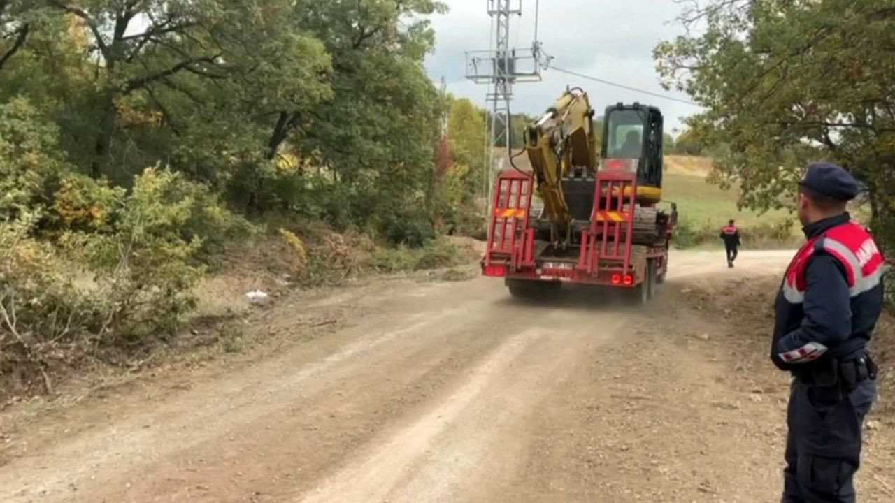 Güpegündüz Define Avında Suçüstü: 4 Kişi Gözaltına Alındı - Sayfa 6