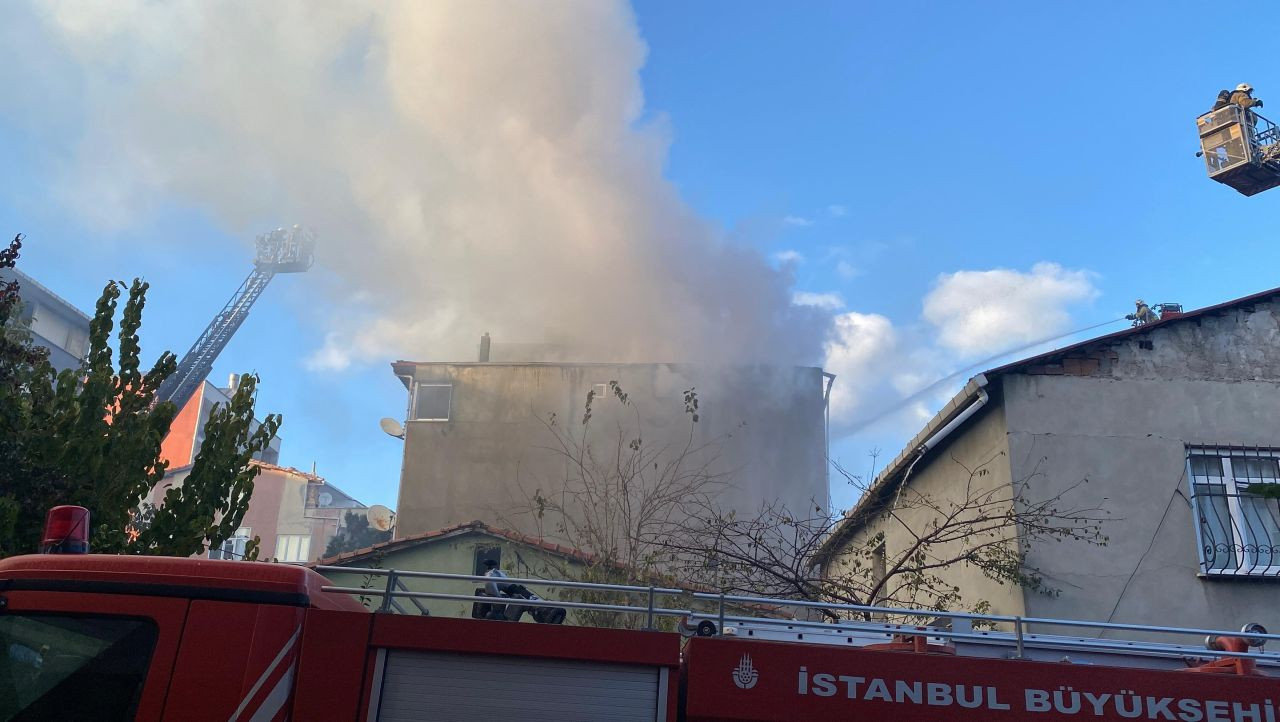 Ümraniye'de Tadilat Sırasında Tüp Patladı, Çatı Alev Alev Yandı - Sayfa 3