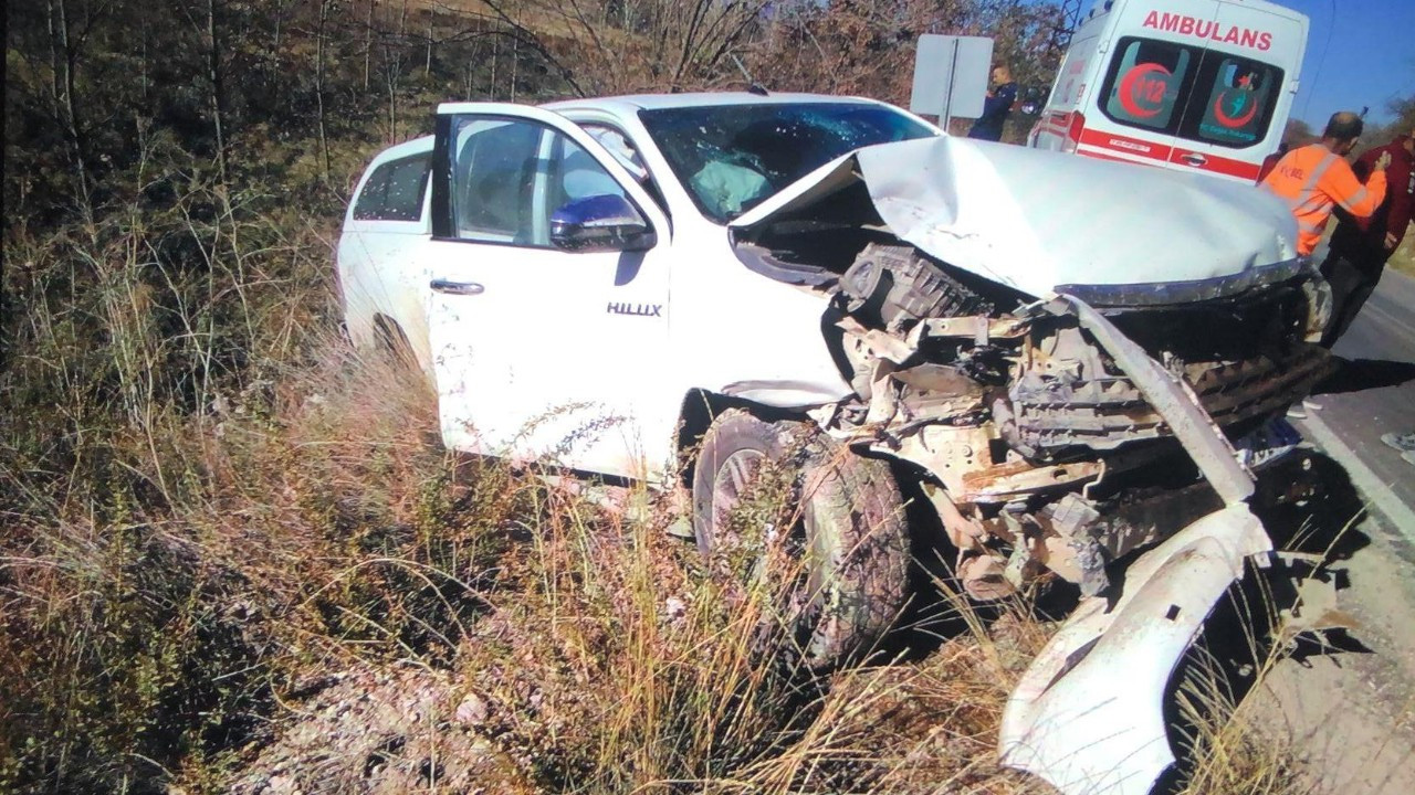 Hisarcık'ta Trafik Kazası: Sürücü Şarampole Devrildi, 1 Yaralı