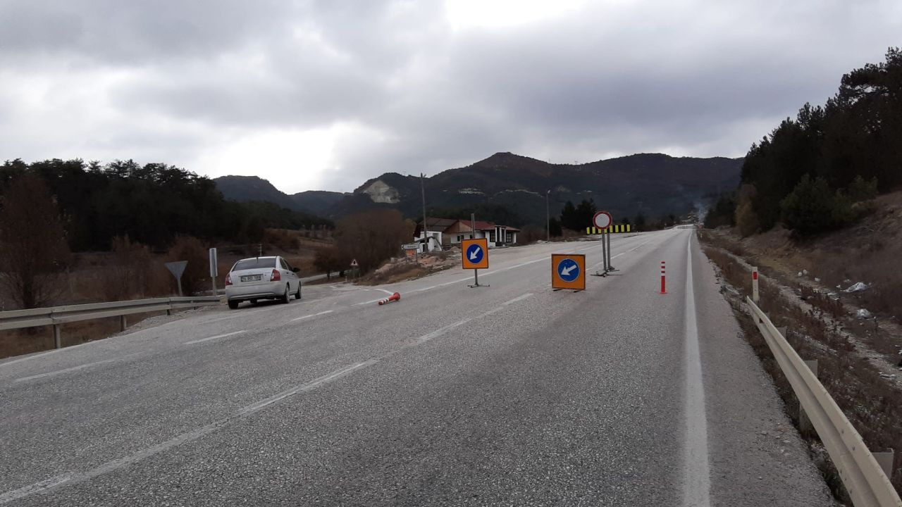 Ankara ile Sakarya’ya köprü olan yol trafiğe kapatıldı: 10 gün sürecek - Sayfa 4