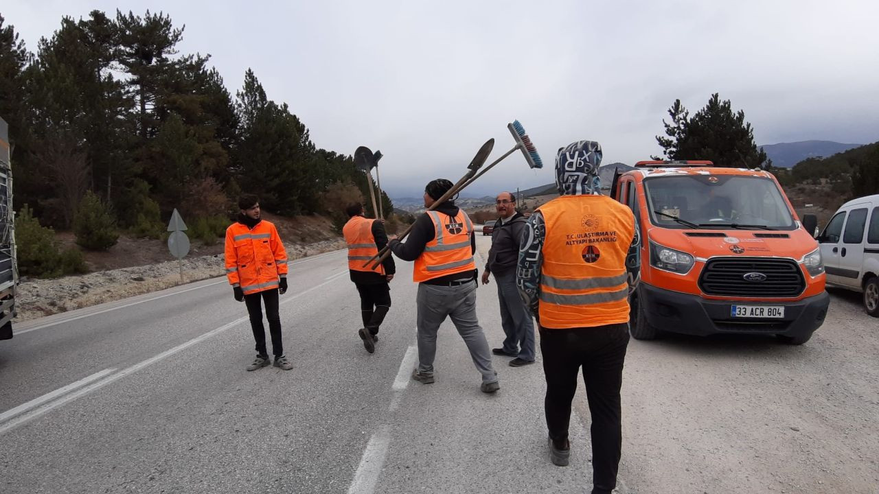 Ankara ile Sakarya’ya köprü olan yol trafiğe kapatıldı: 10 gün sürecek - Sayfa 3