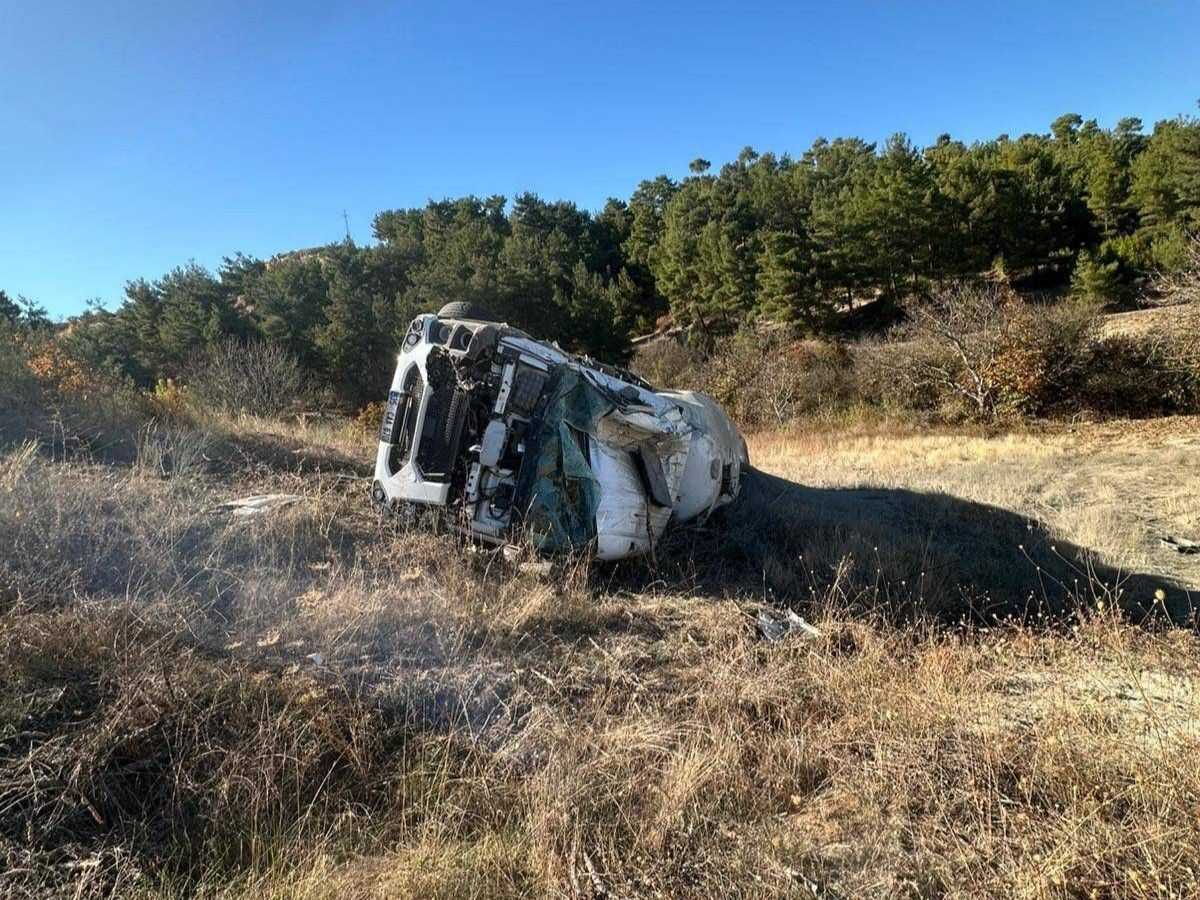 Manisa'da Freni Boşalan Beton Mikseri Devrildi: 1 Yaralı - Sayfa 2