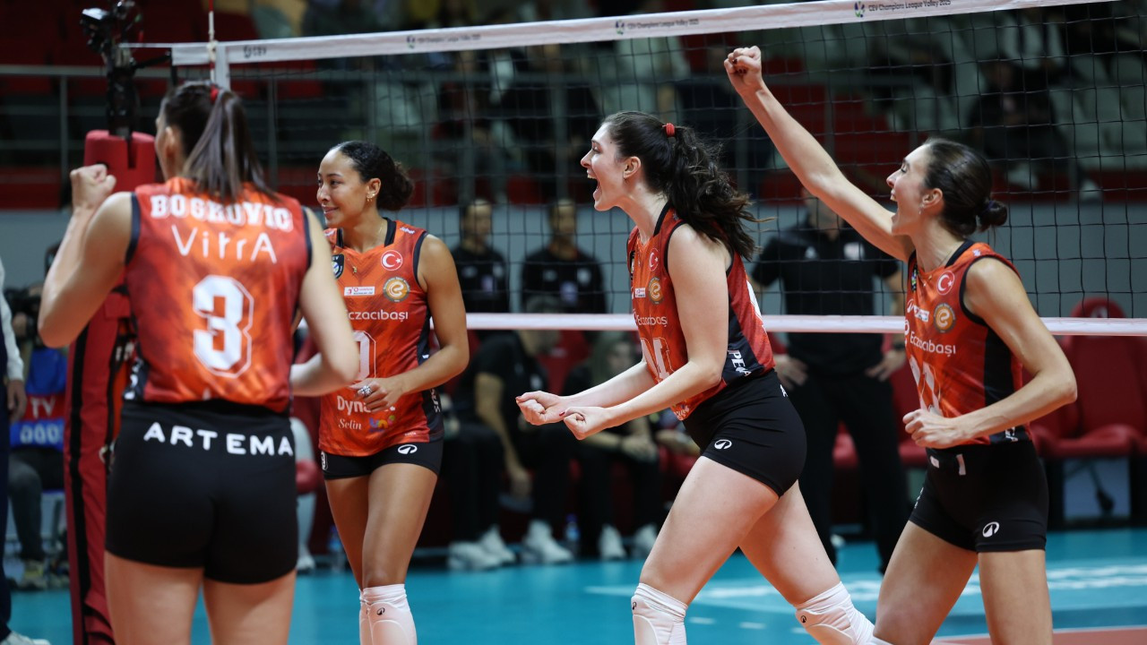 Eczacıbaşı Dynavit, CEV Şampiyonlar Ligi’ne 3-0’lık Galibiyetle Başladı