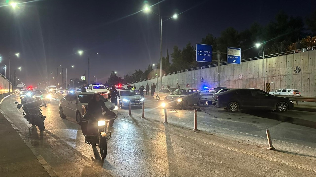 Adıyaman’da Zincirleme Trafik Kazası: 1 Yaralı