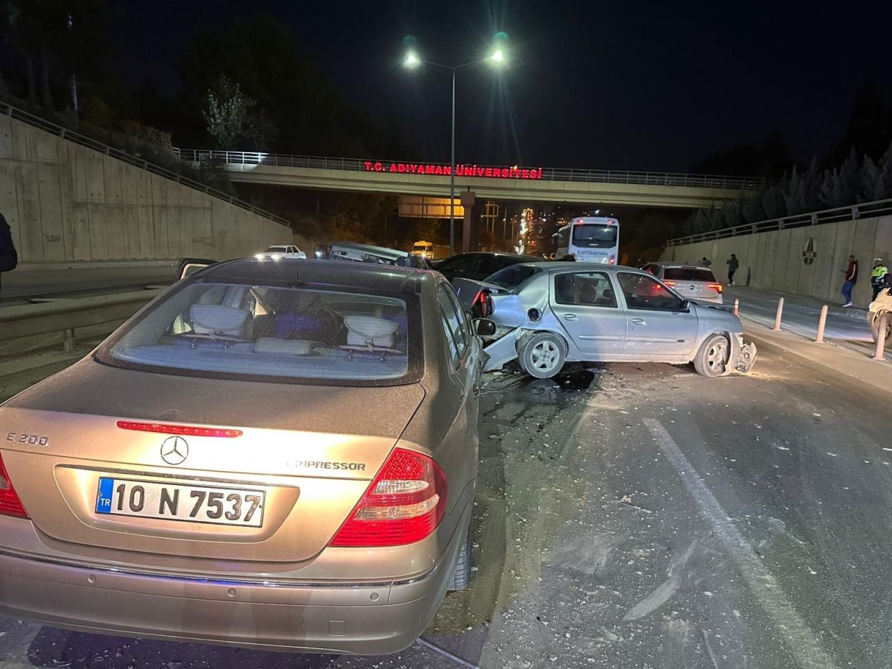 Adıyaman’da Zincirleme Trafik Kazası: 1 Yaralı - Sayfa 2