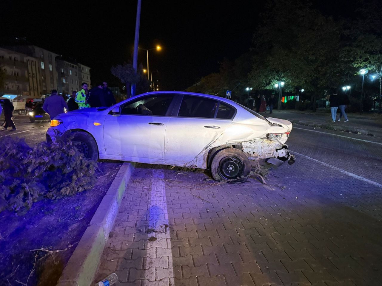 Bingöl Solhan’da İki Araç Çarpıştı: 2 Kişi Yaralandı - Sayfa 2