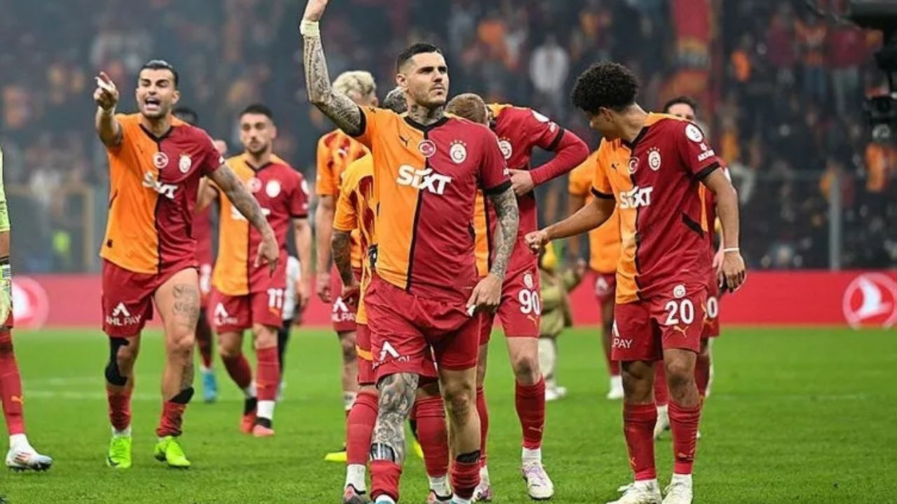 Galatasaray'a Bomba Bir Transfer: O Yıldız Geliyor! - Sayfa 3