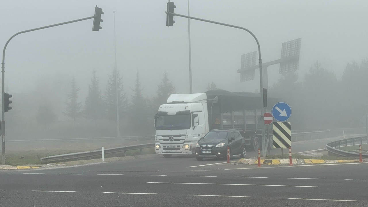 Düzce güne sisle uyandı