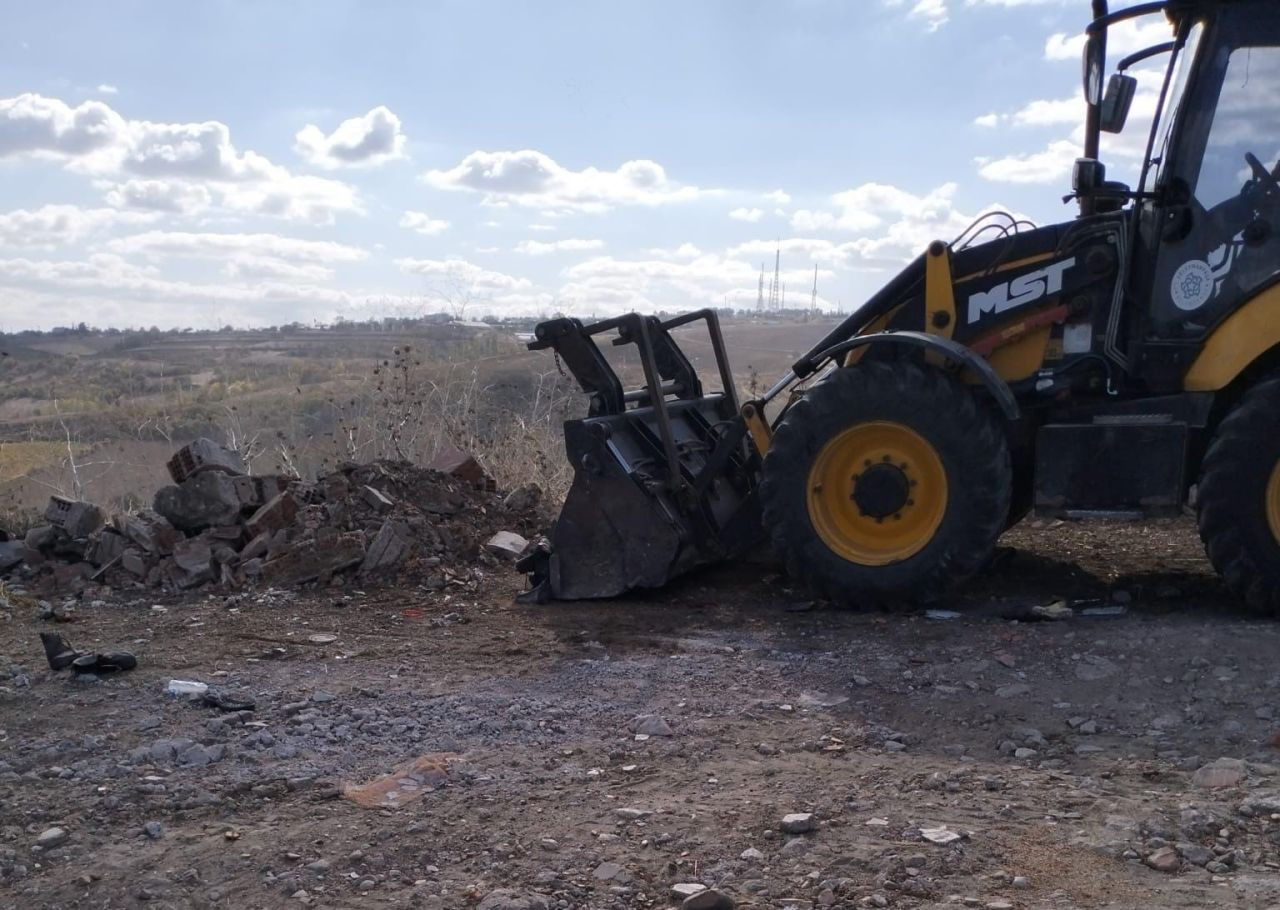 Tekirdağ'da kaçak döküm: ‘Ayakkabı mezarlığı' görüntüleri hayrete düşürdü - Sayfa 4