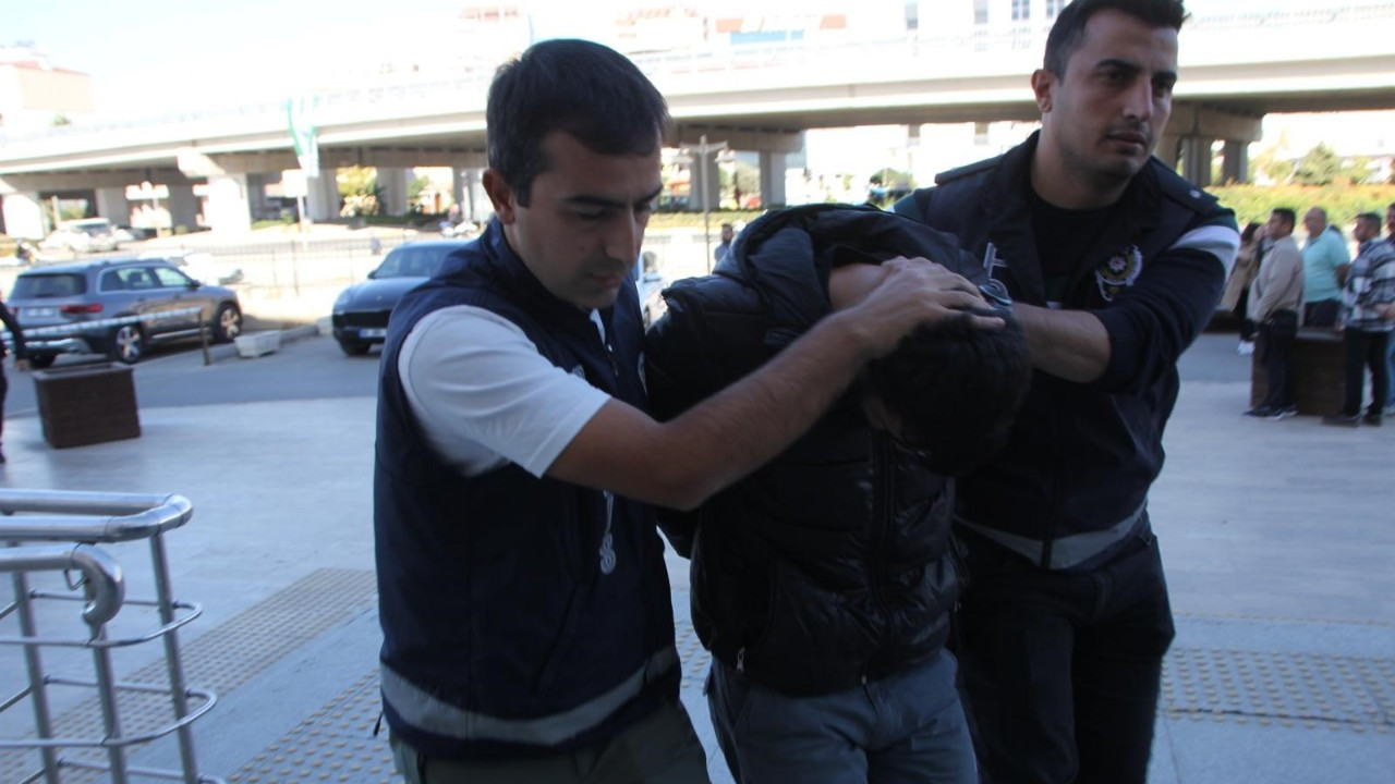 Fotoğraf stüdyosu hırsızlığı şüphelisi 2 kişi yakalandı