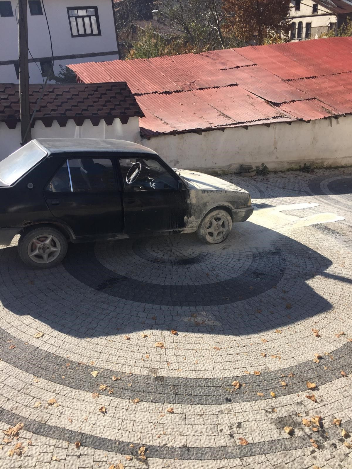 Bolu'da hareket halindeki araç alev alev yandı! - Sayfa 4