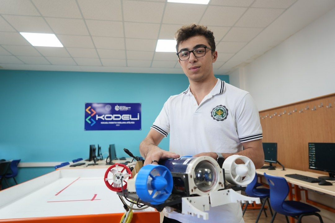 Kocaeli'li öğrenciler su altı robotuyla birinci oldu - Sayfa 8