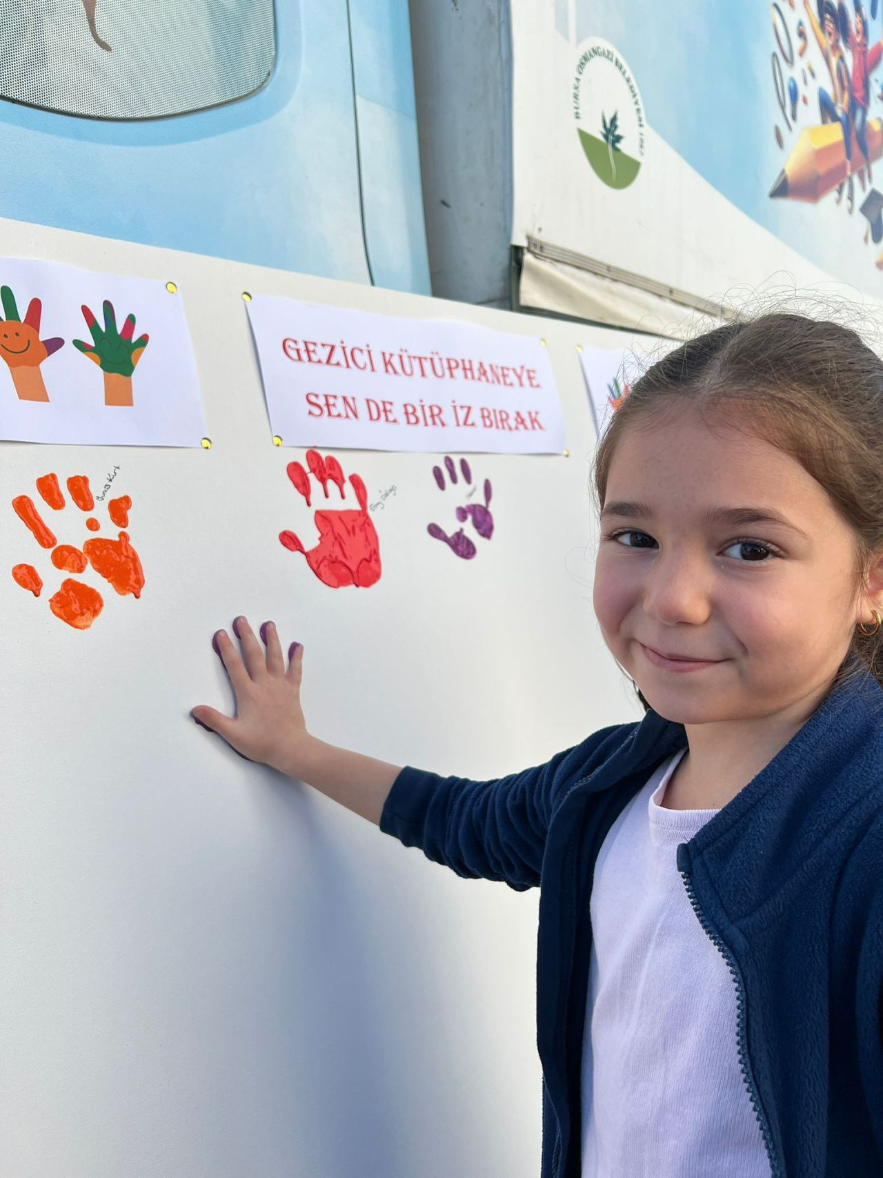 Rengarenk elleriyle Gezici Kütüphaneye iz bıraktılar - Sayfa 5